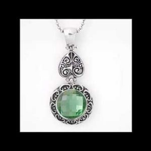 4 FREE SNAPS WITH PENDANT